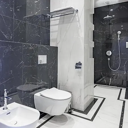 Balkan Hotel 4*
