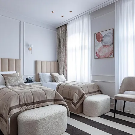 Balkan Hotel 4*